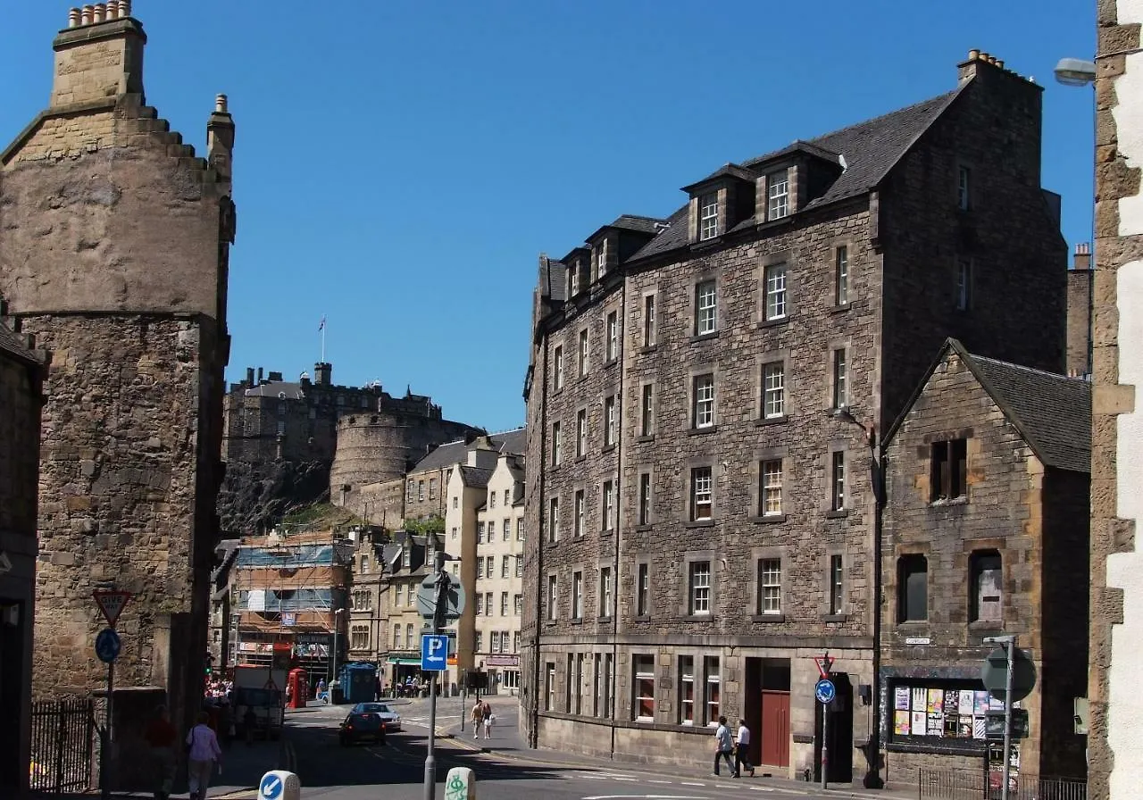 The Cowgatehead Residence Edinburgh Apartment